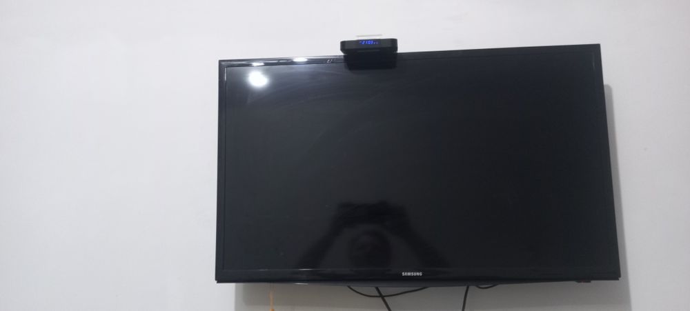 Продам телевизор Самсунг