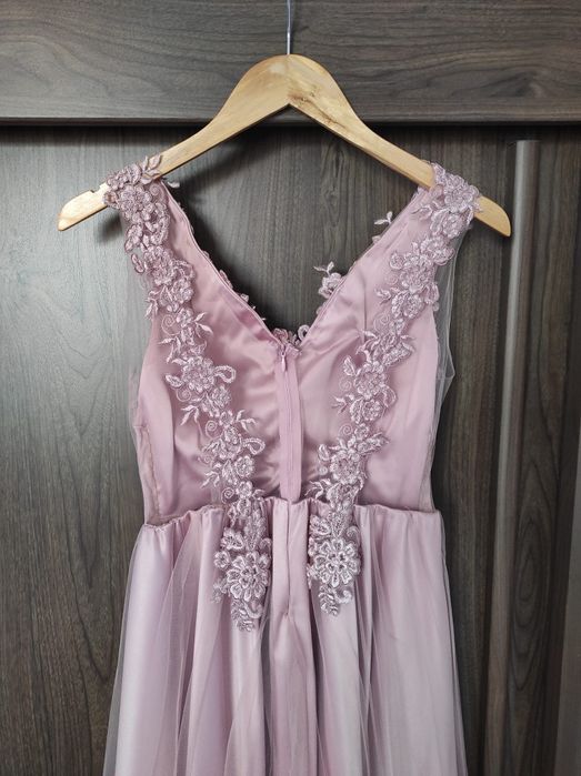 Rochie de ocazie cu cupe