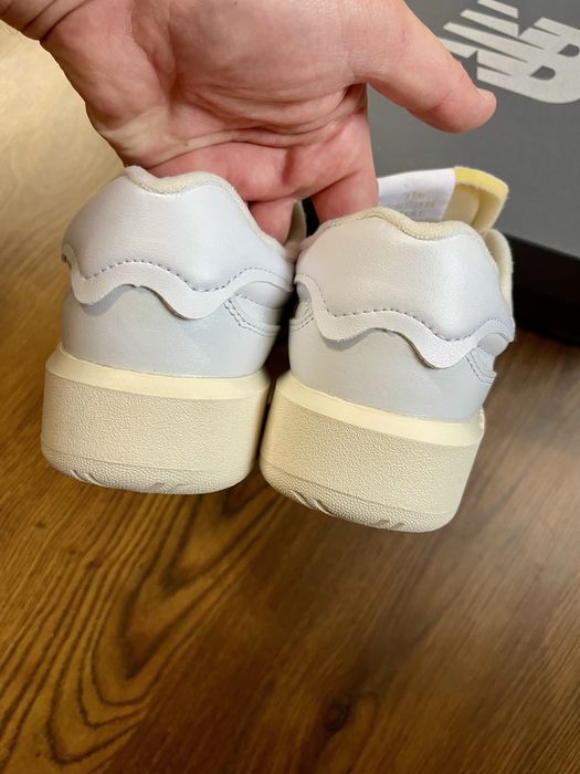 Adidasi / New Balance CT302