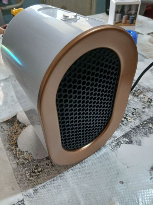 Обогреватель миниатюрный.