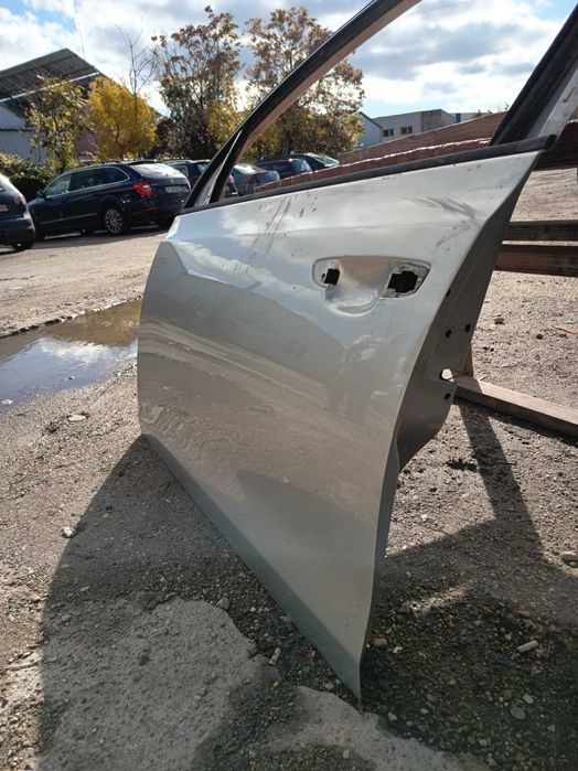 Предна лява врата VW GOLF 6