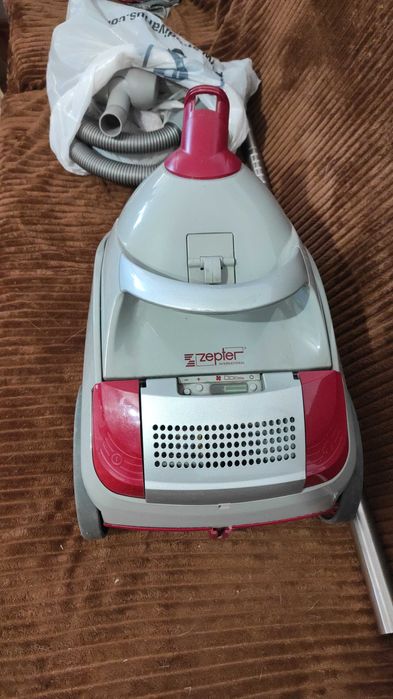 vand aspirator ff puternic Zepter Cleansy  filtrare prin apa st perf