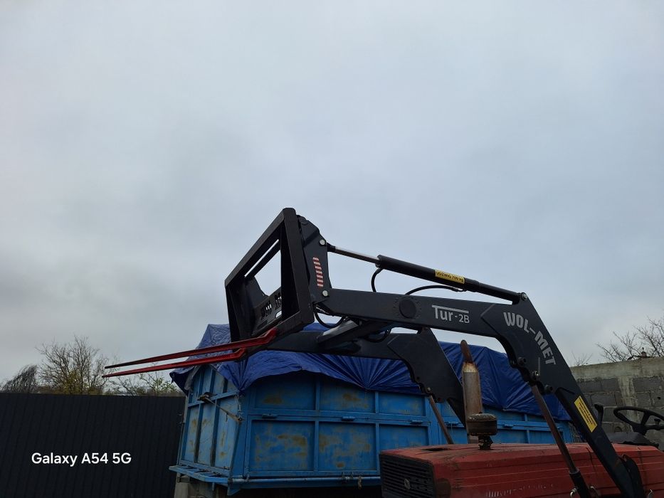 Vand încărcător frontal u650