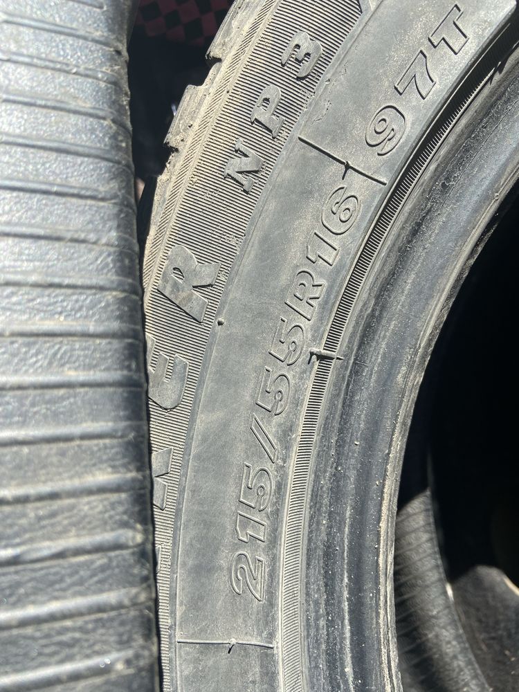 Продам резину maxxis 215/55/16