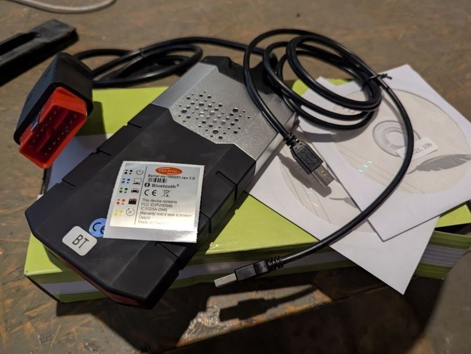 Delphi DS150E 2021.11 Bluetooth USB - диагностика за коли и камиони