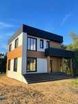 Acest container tip casă este construit din materiale durabile, rezist