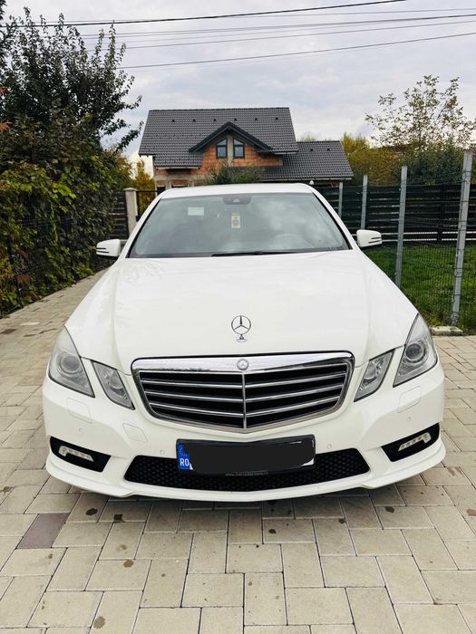 Mercedenz-Benz E-Class E250 CGI BlueEffciency Pachet AMG