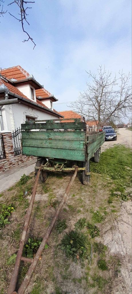 Remorca de tractor stare buna