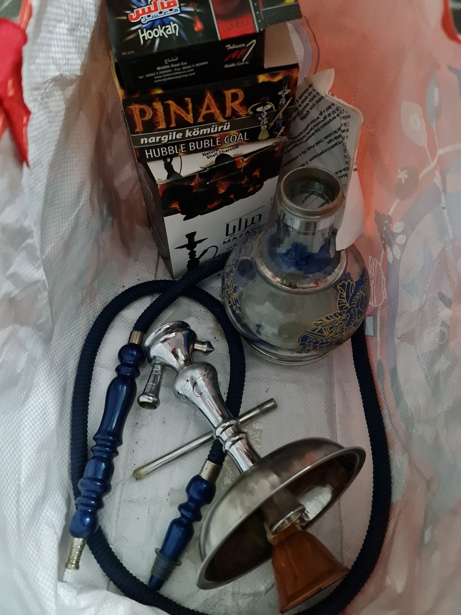 Narghilea completa, functionala, folosita de putine ori