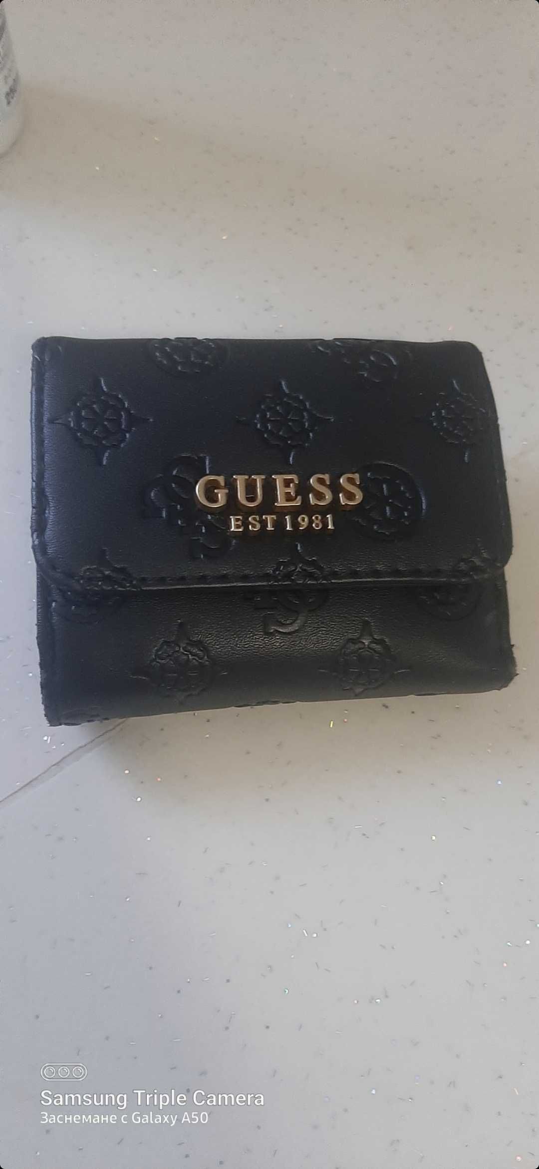 Guess дамско портмоне