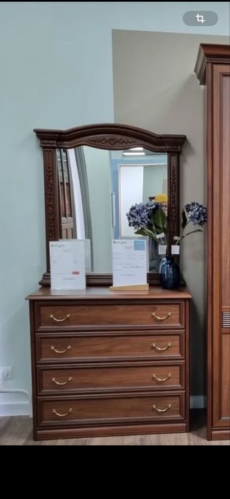 Комод с зеркалом Шатура