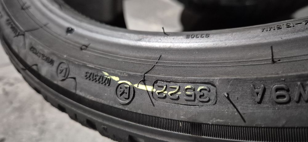 255 35 21 Bridgestone m+s