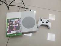 Игровая консоль Xbox one s