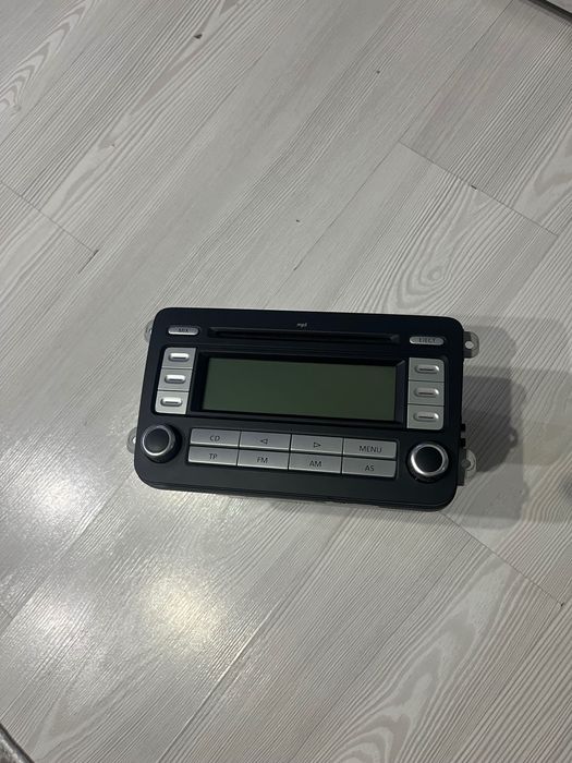 Оригинален VW Mp3 радио CD плейър