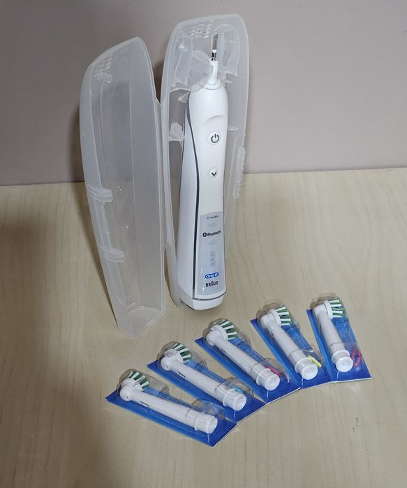 Vand periuta electrica Oral B