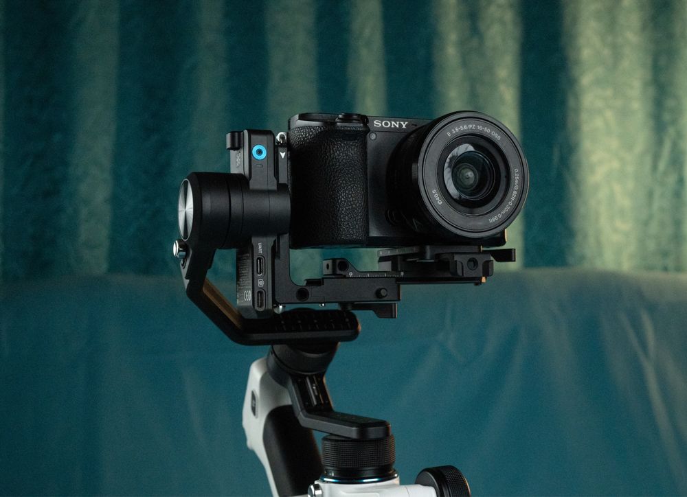Продам Электронный Стабилизатор Feiyu Tech Scorp Mini 2