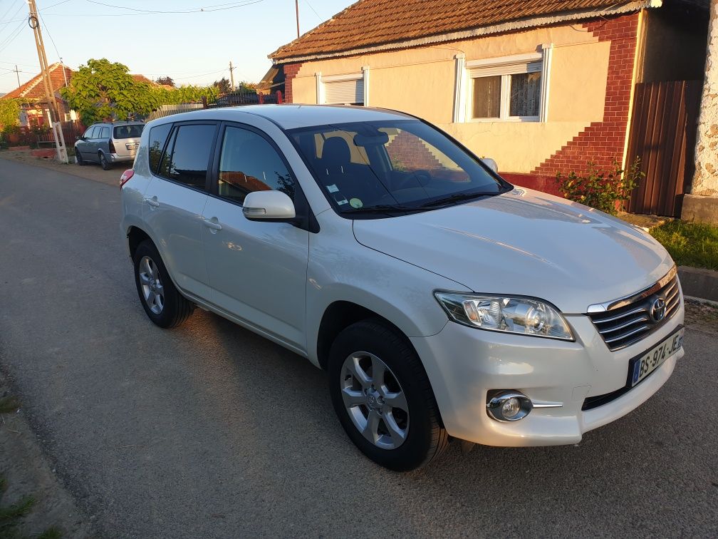 Toyota Rav4 facelift 4x4 euro5 recent adus