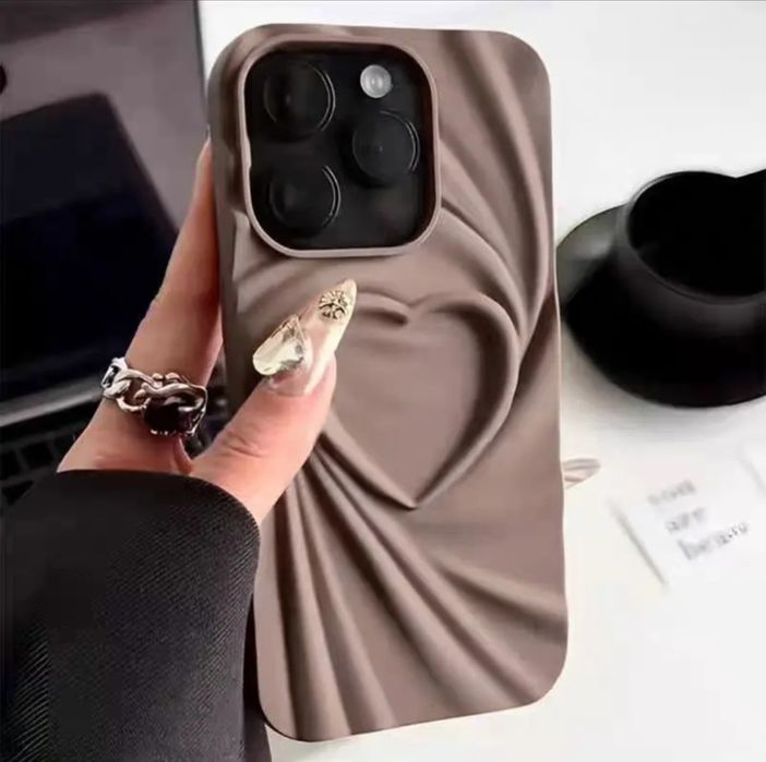 Iphone uchun silcon chexollar 3D