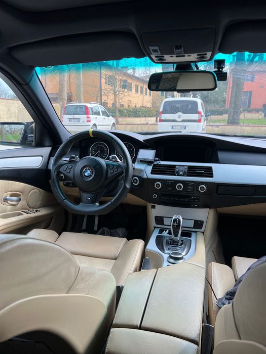 Vând BMW E60 530d