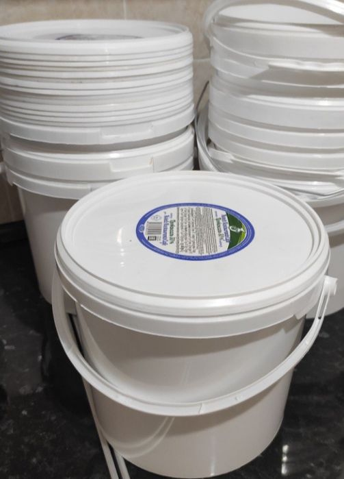 Пластиковое ведро цена за 1штуку 250тенге