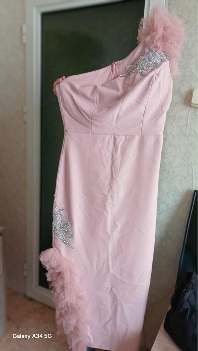 Рокля пепел от рози с камъчета