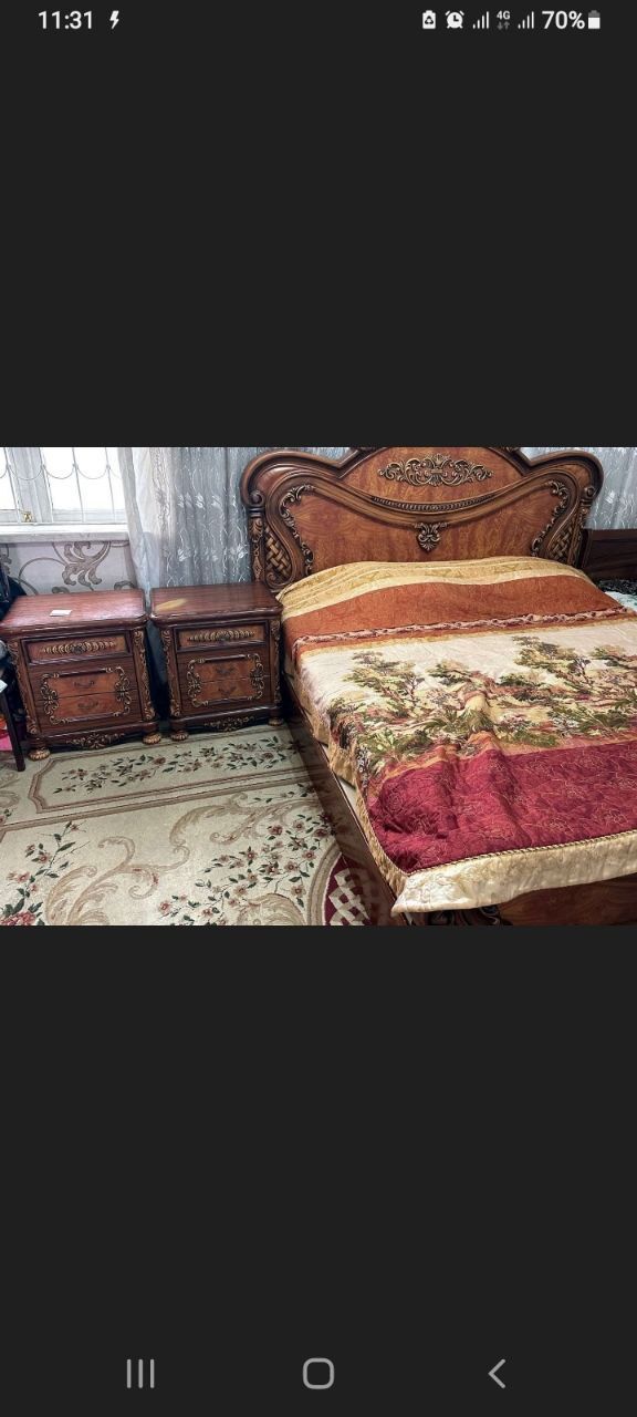 Продам китайский спални гарнитур