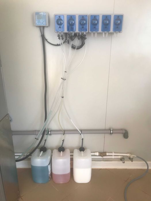 Masina de spalat / uscator / masa de calcat / calandru