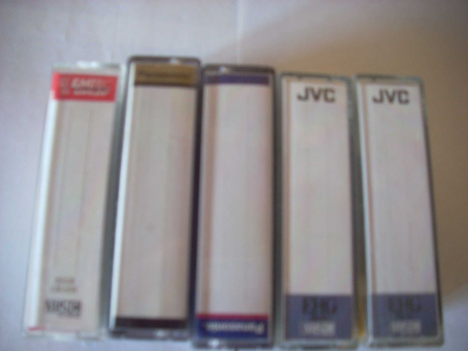 microfoane Karaoke sau jocuri Ps4,Ps3 si casete video mici 16 mm