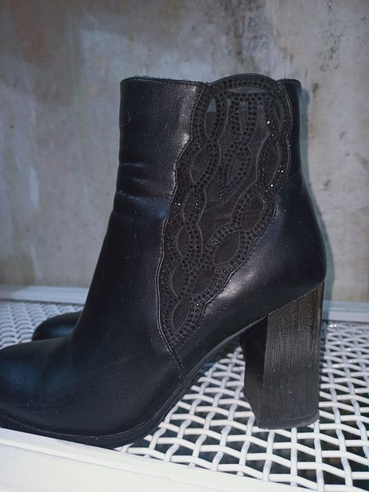 Ботинки женские 37 размер