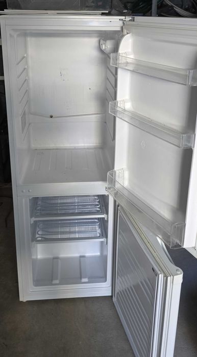 Хладилник използван е но като нов е