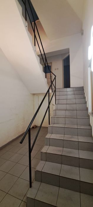 Inchiriez imobil, parter si etaj