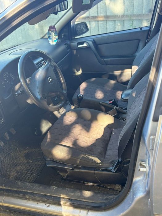 Vând Opel Astra G