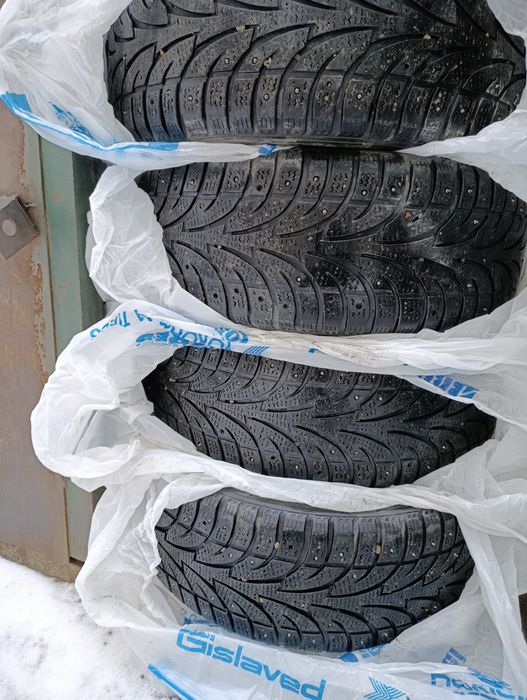 Зимняя резина в хорошем состоянии