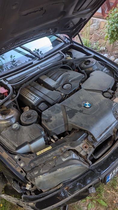 Vând BMW e46 avariat , motor 1.8 benzină , are catalizator !!