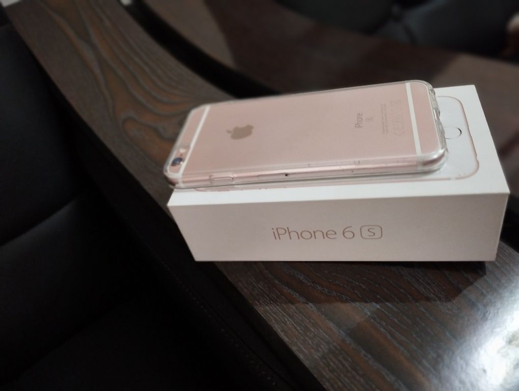 Моб телефон iPhone 6s