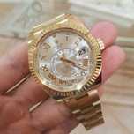 Rolex Sky-Dweller 42mm Gold