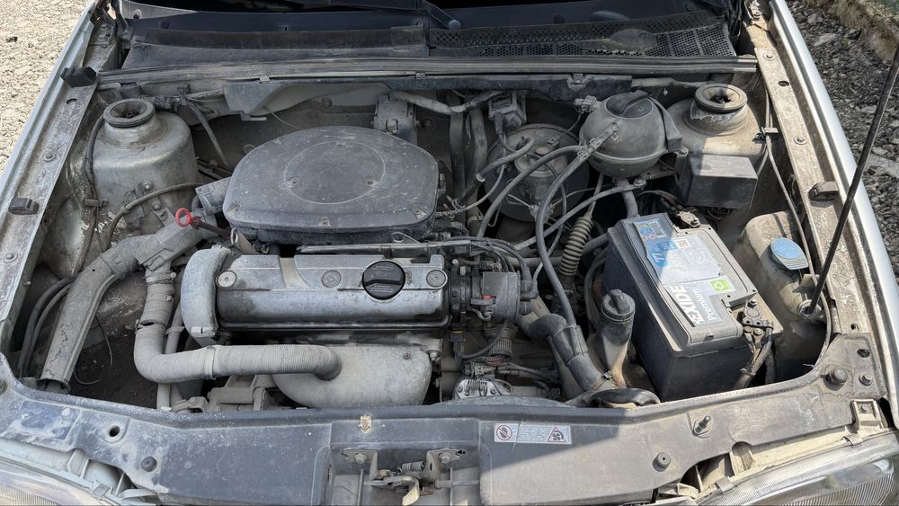 Vw Golf 3 / 1.6 i / 75к.с. / 1996г.