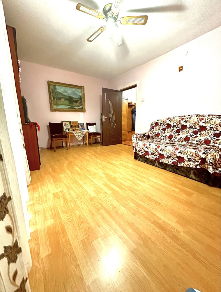 Apartament cu doua camere si doua balcoane în Dragoș Vodă