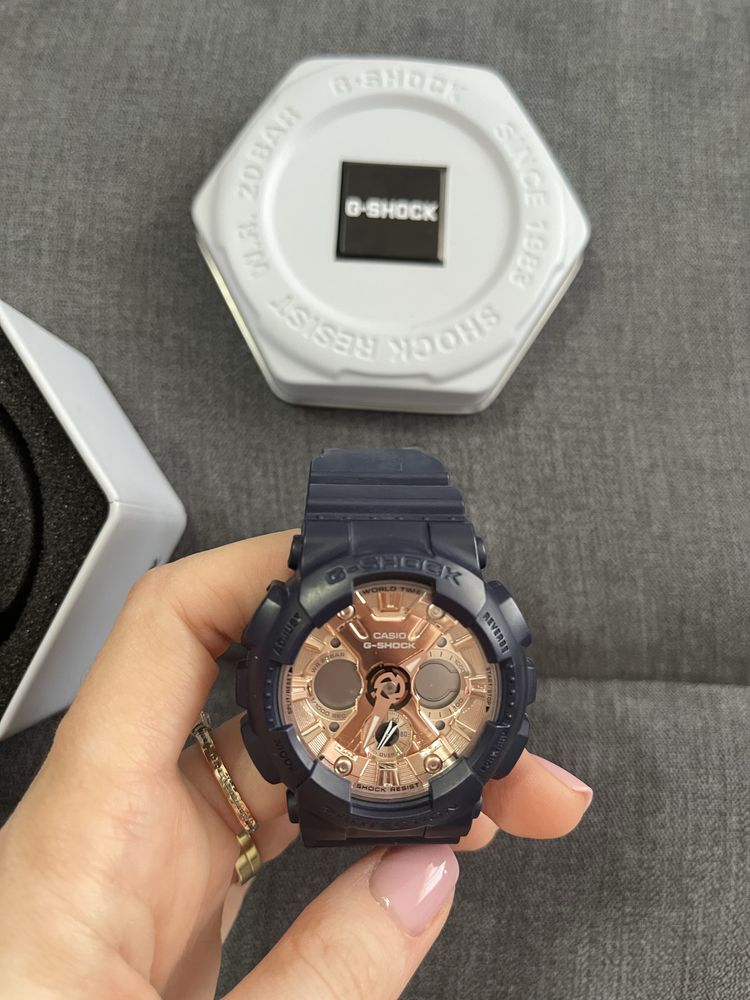 Ceas G-Shock mov