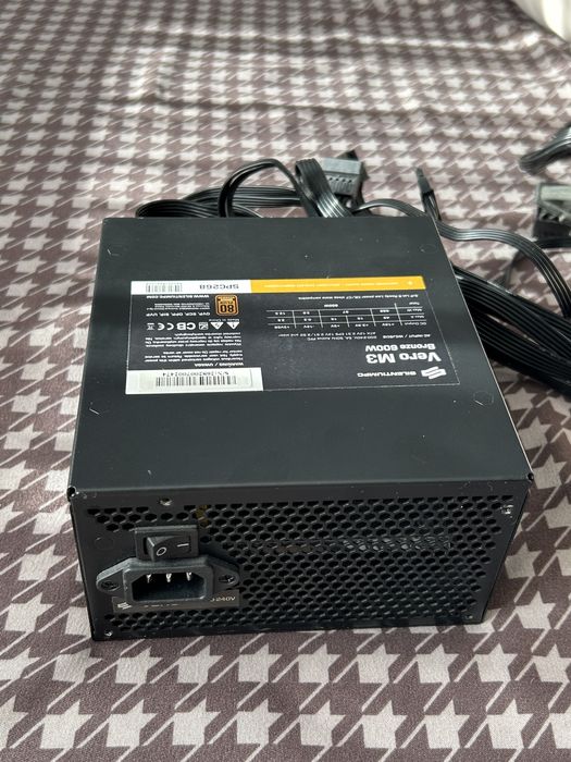 Sursa 600w silentiumpc vero m3 calculator semi modulara