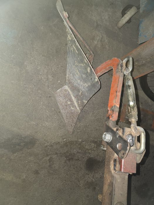 Plug motocultor italian