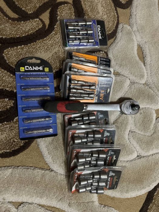 Алмазный бур, ключ ва бошка курилиш учун куроллари