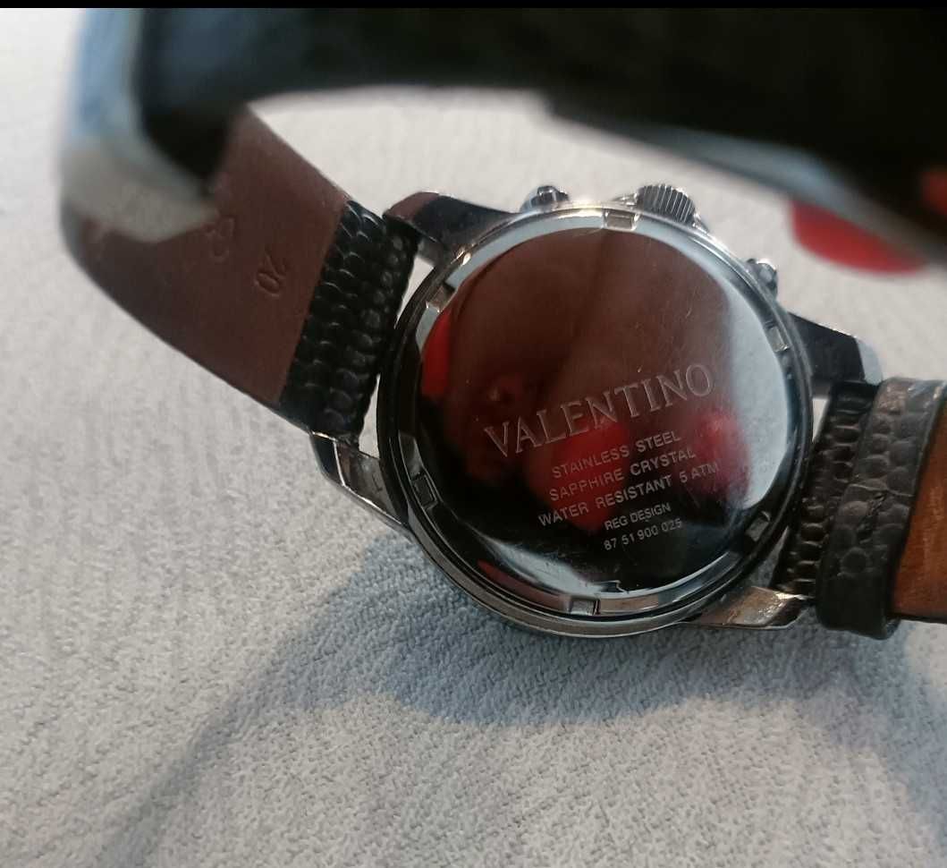 Часовник Valentino