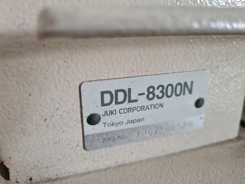 Vand masini de cusut industriale Juki si Necchi