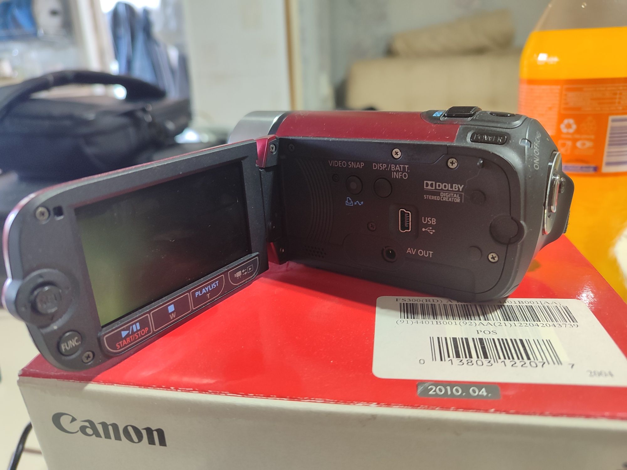 Видеокамера Canon FS300 производство Япония