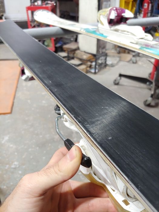 Reparatii Ski & Snowboard Dambovita