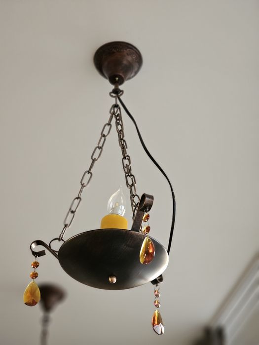 Люстра, выполнена под лампаду