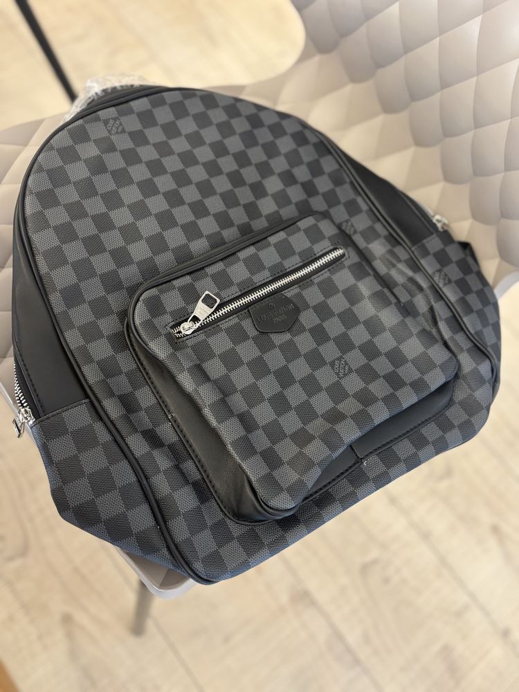 Раница Louis vuitton
