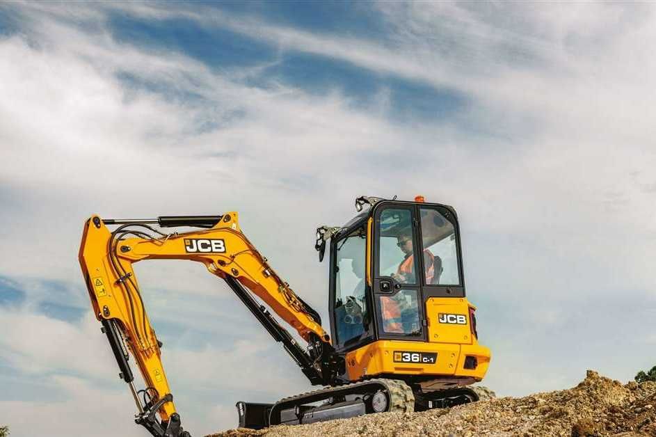 Продаётся Мини гусеничный экскаватор JCB 36С-1