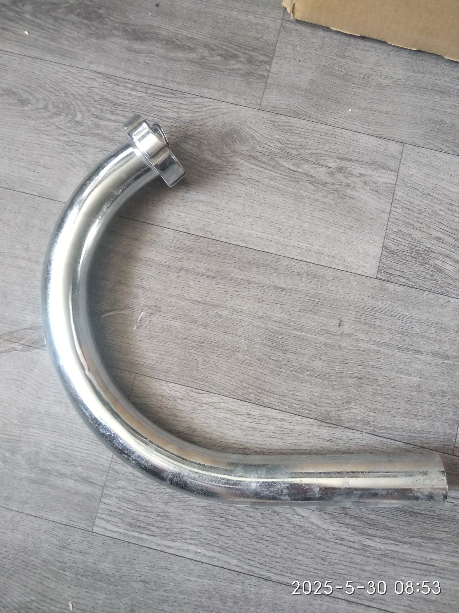 Продам колено глушителя от мотоцикла.